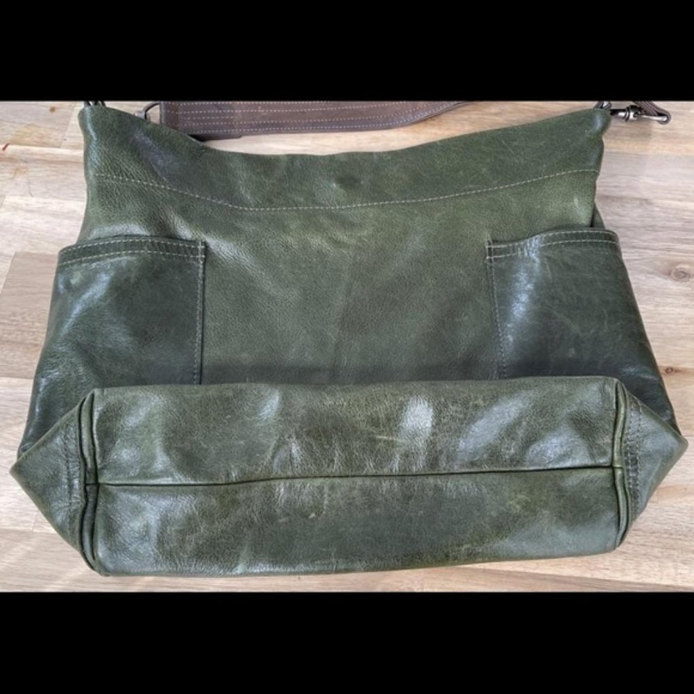 Rough & Tumble Large Lotus in Pine - Picture 3 of 3